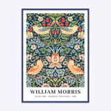 William Morris plakat med "Strawberry Thief" mønster i en blå ramme.