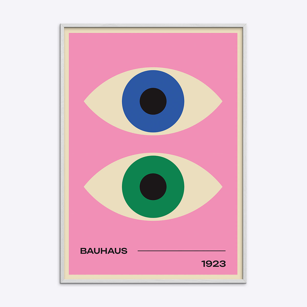 Bauhaus plakat med to stiliserede øjne i blå og grøn på lyserød baggrund, indrammet i hvid træramme.