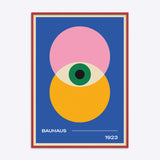 Plakat i egetræsramme med Bauhaus-design, domineret af blå, pink og orange cirkler, med teksten "Bauhaus 1923".