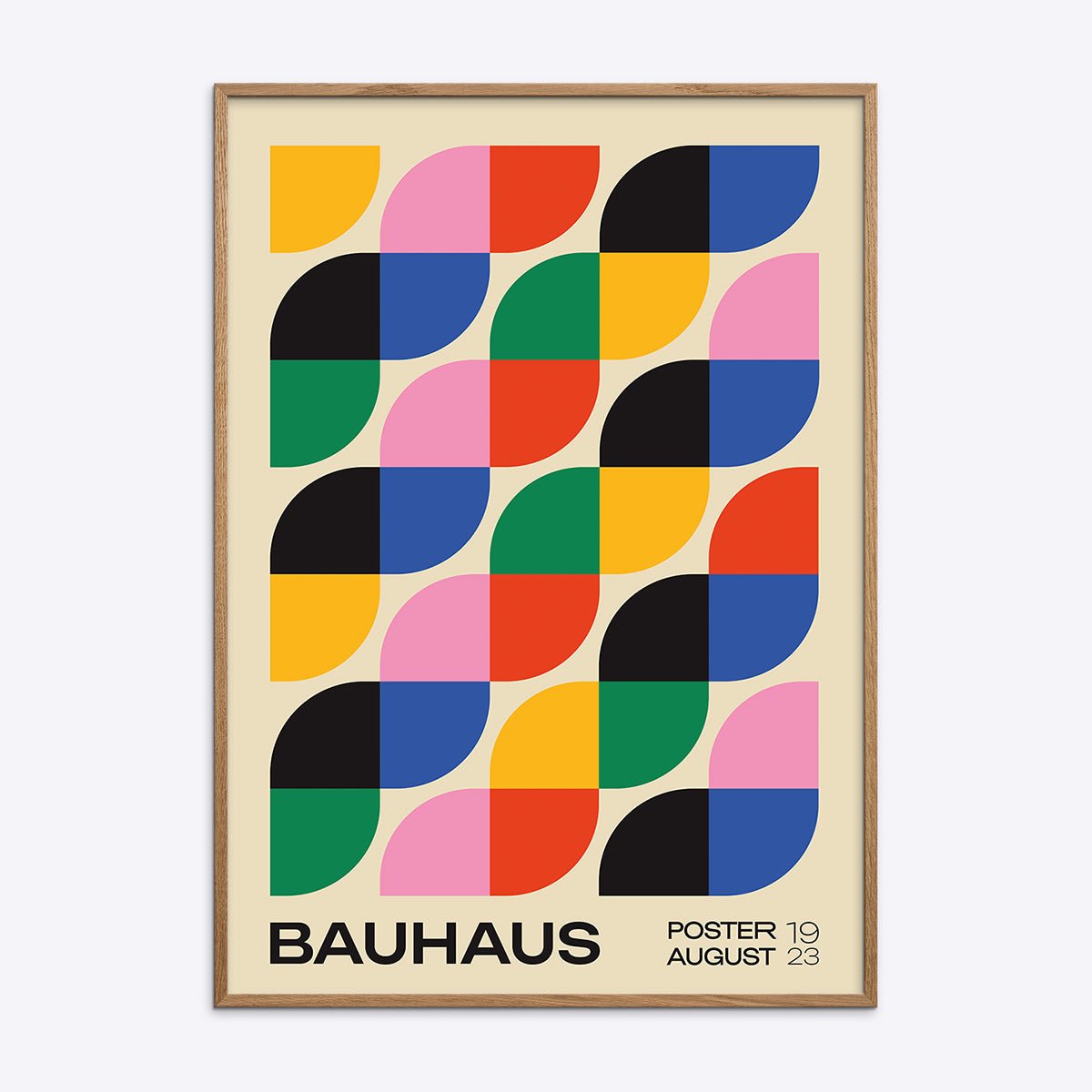 Bauhaus plakat i træramme med geometriske former og farver, ideel til moderne indretning og kunstelskere.
