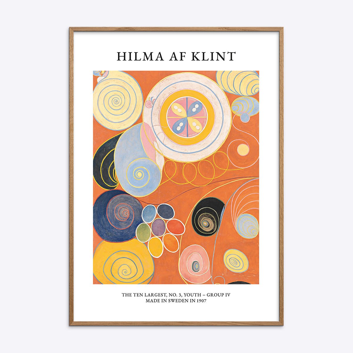 Hilma af Klint plakat i natur egeramme med abstrakt motiv på orange baggrund.