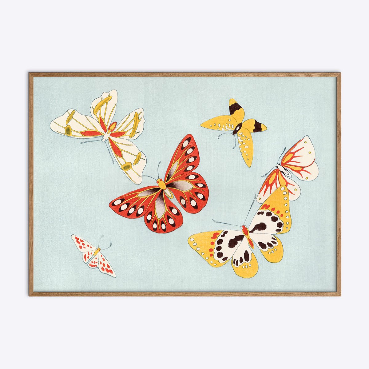 Plakat med Kamisaka Sekka-motiv i naturlig træramme, elegant japansk kunstdesign, perfekt til moderne indretning.