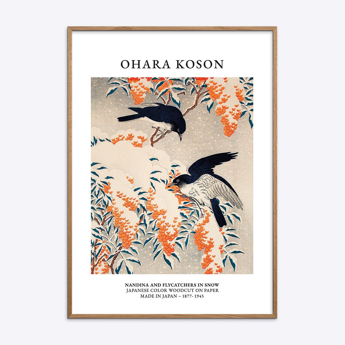 Japansk kunstplakat af Ohara Koson med fugle og bær i sne, indrammet i natur egetræsramme.
