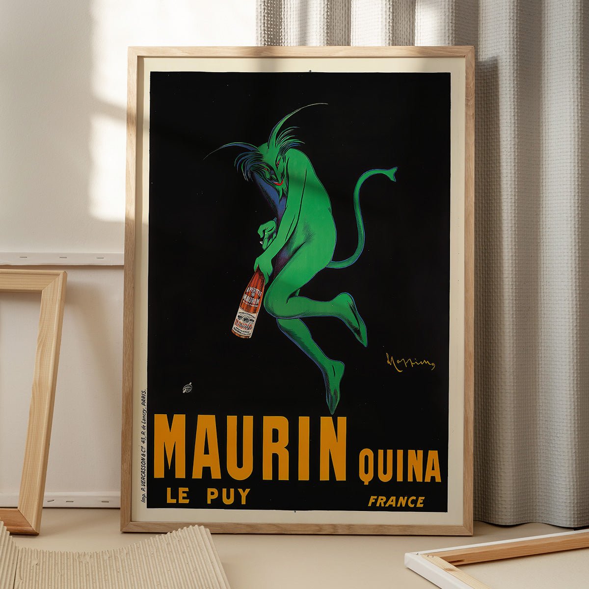 Plakat af Leonetto Cappiello med Maurin Quina motiv, skygger fra vindue, elegant design, vintage kunst til hjemmet.