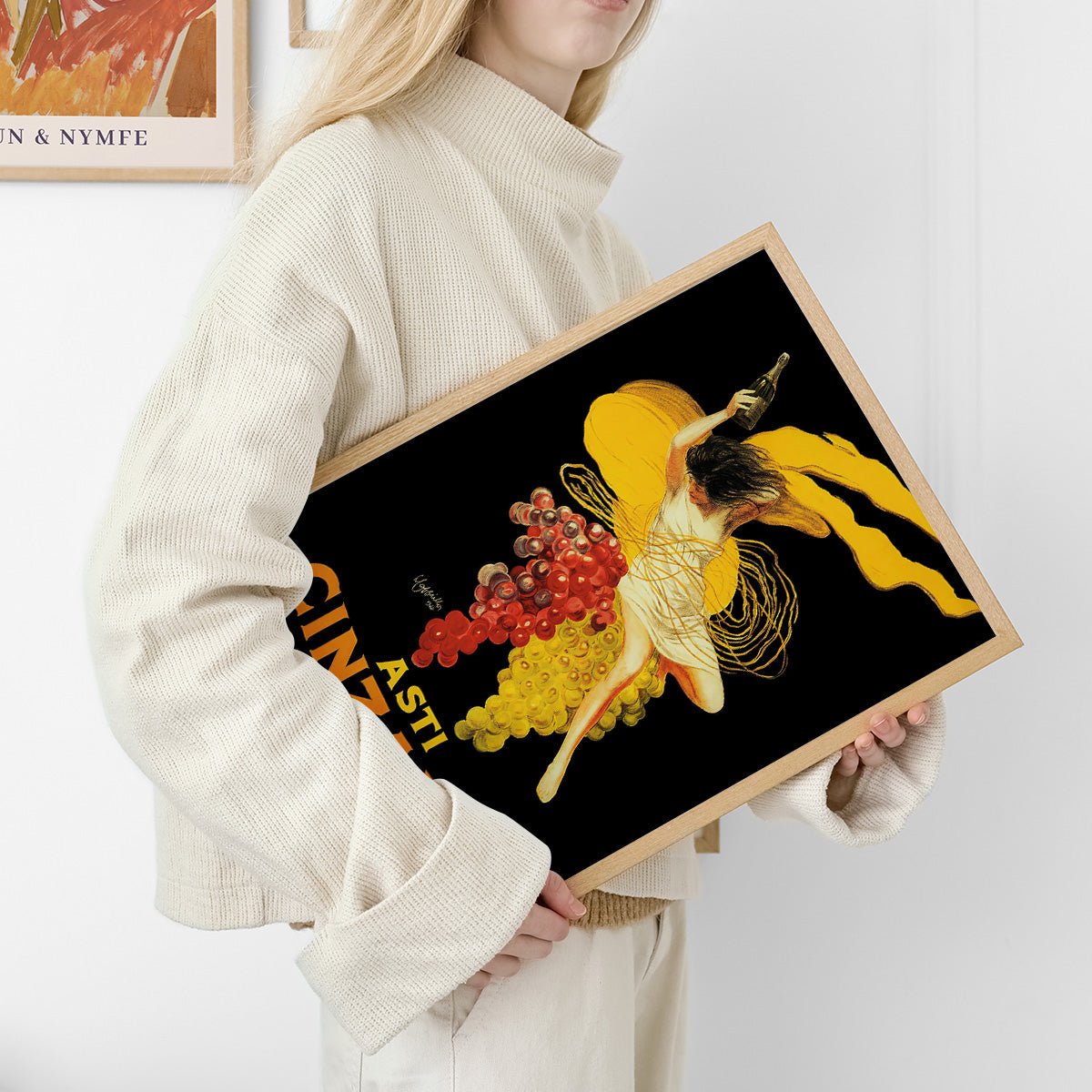 Plakat af Leonetto Cappiello med farverig illustration af Asti Cinzano, der fremhæver vintage reklamekunst.